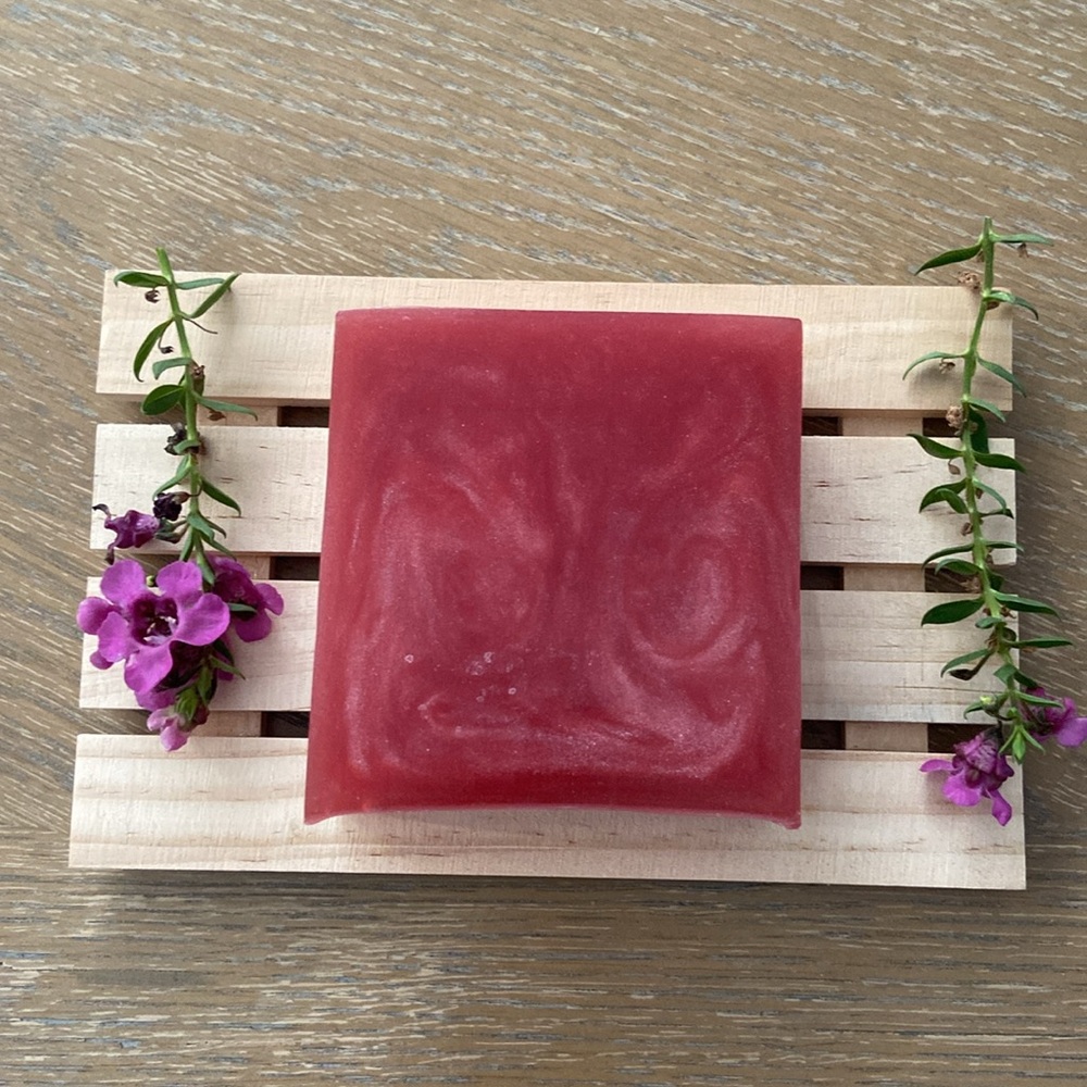 VANILLA&COCONUT Glycerin Bar Soap/ Mountain Mom Soap Co/ 4.5 oz / pink - Picture 6 of 9